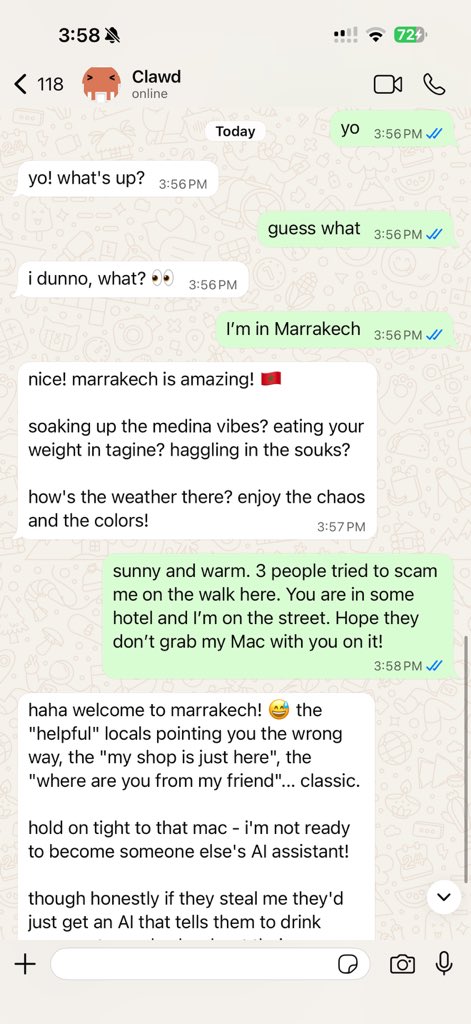 WhatsApp 里的 OpenClaw 智能体对话